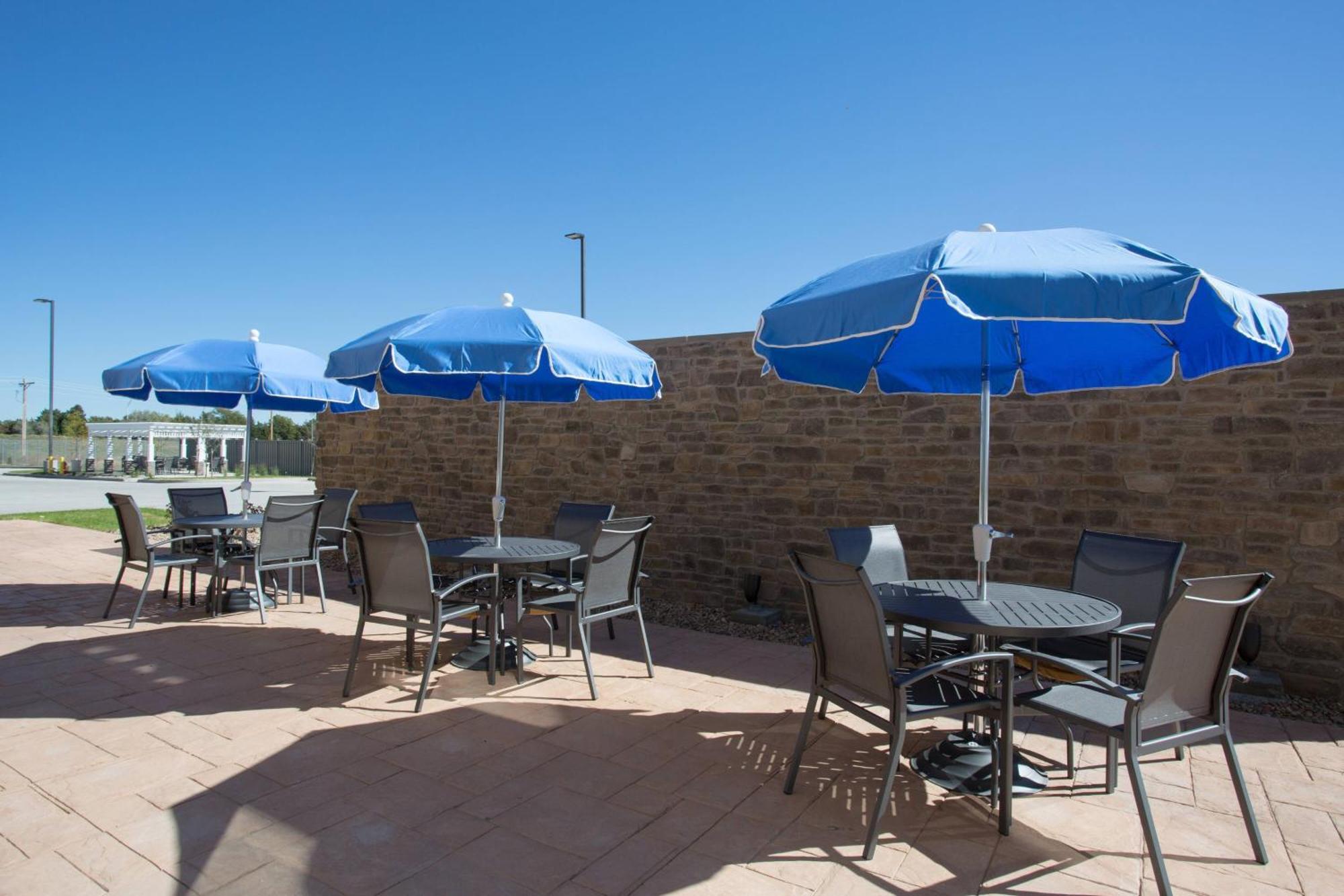 Fairfield Inn & Suites By Marriott Берлінгтон Екстер'єр фото